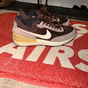 Nike Brown and Cream Men’s sz 8.5